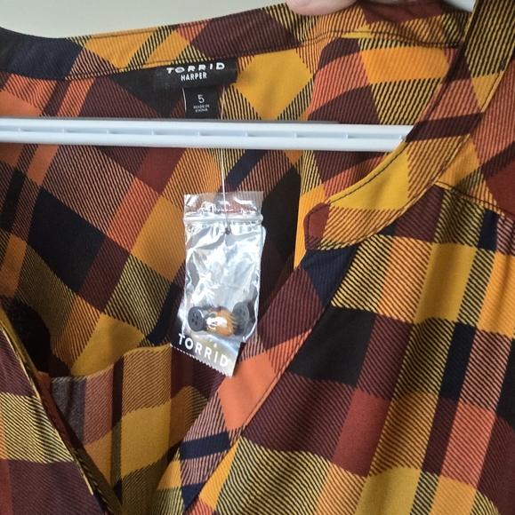 Torrid Harper Georgette Plaid top - Picture 6 of 11